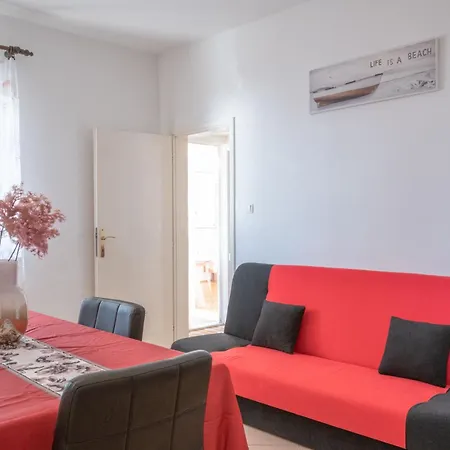 Daniela Apartment