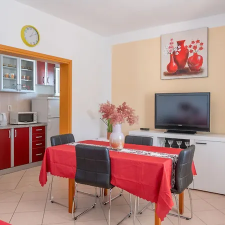 Daniela Apartman Zavalatica