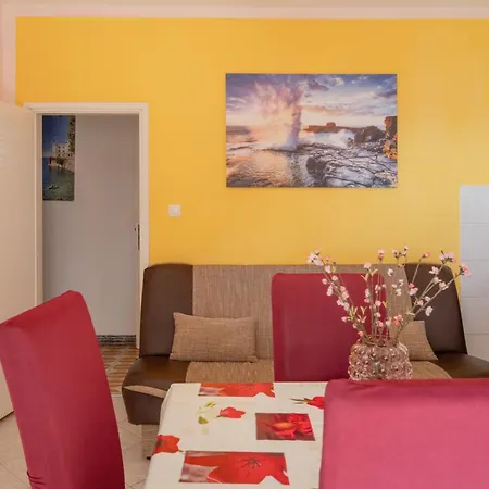 Daniela Apartment