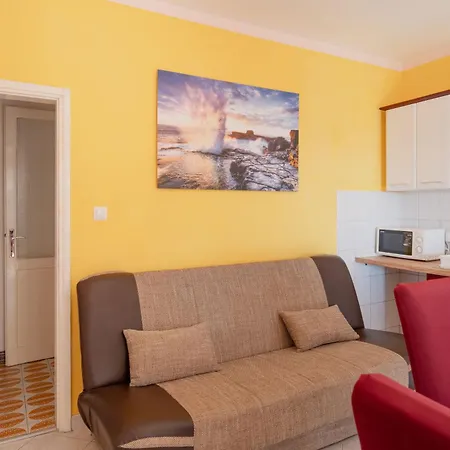 Apartament Daniela *