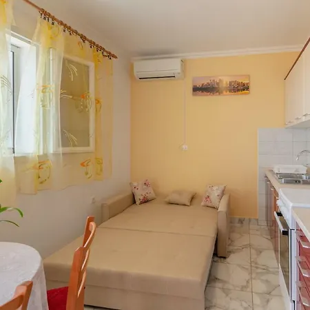 Daniela * Zavalatica