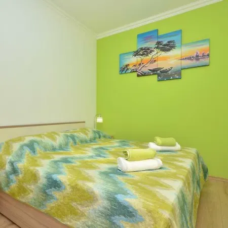 Daniela Apartament Zavalatica